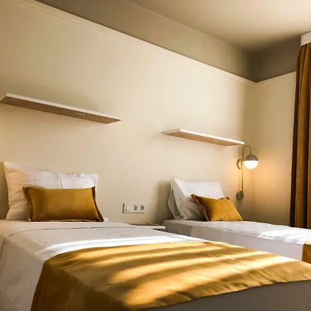 Hotel Guemuesluek