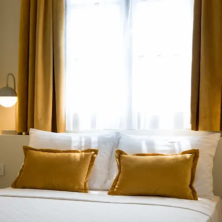 Hotel Guemuesluek 3*