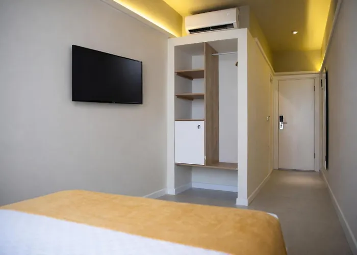 Guemuesluek Hotel 3*