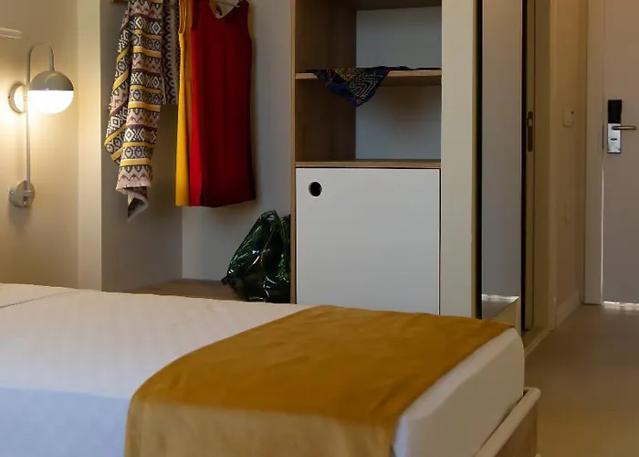 Hotel Guemuesluek 3*